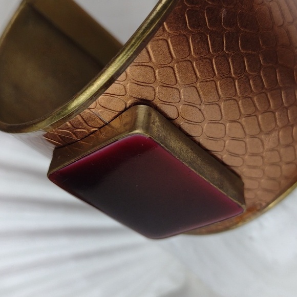Piperlime Brassy Copper Snakeskin Cuff Bracelet with Deep Earth Tone Red Stone - Picture 6 of 8